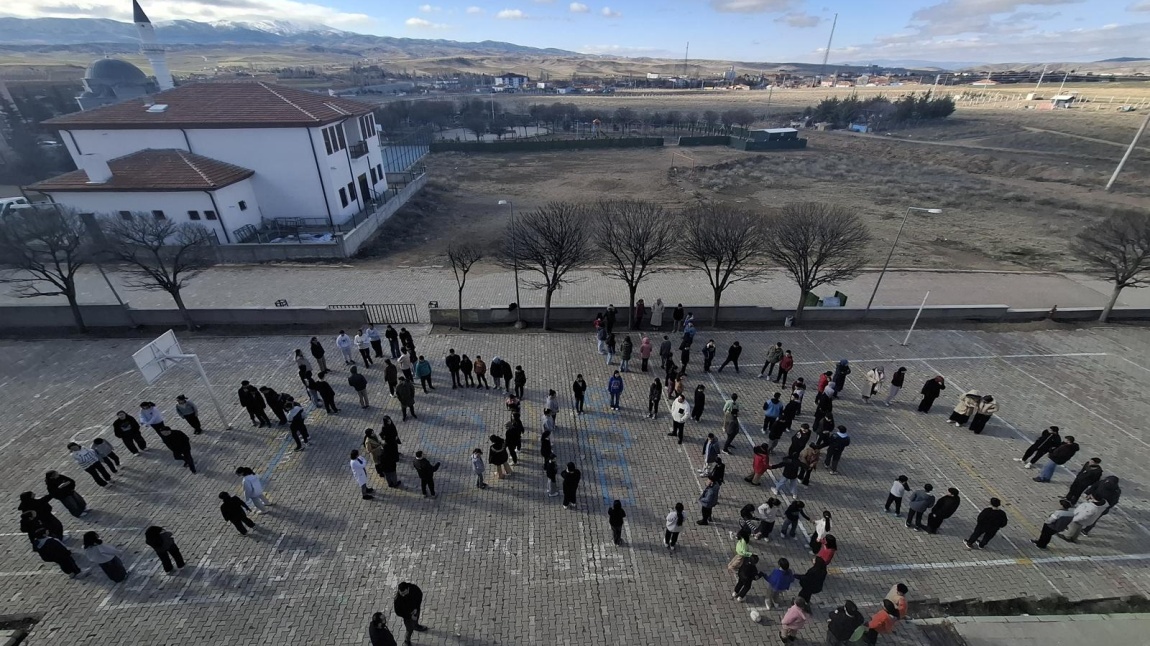 OKULUMUZDA DEPREM TATBİKATI GERÇEKLEŞTİRİLDİ